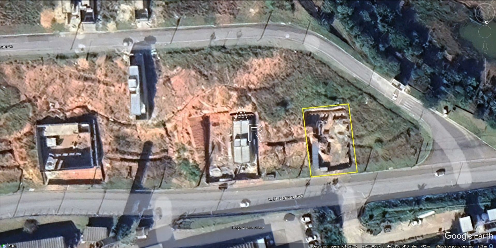 Loteamento e Condomínio, 3890 m² - Foto 1