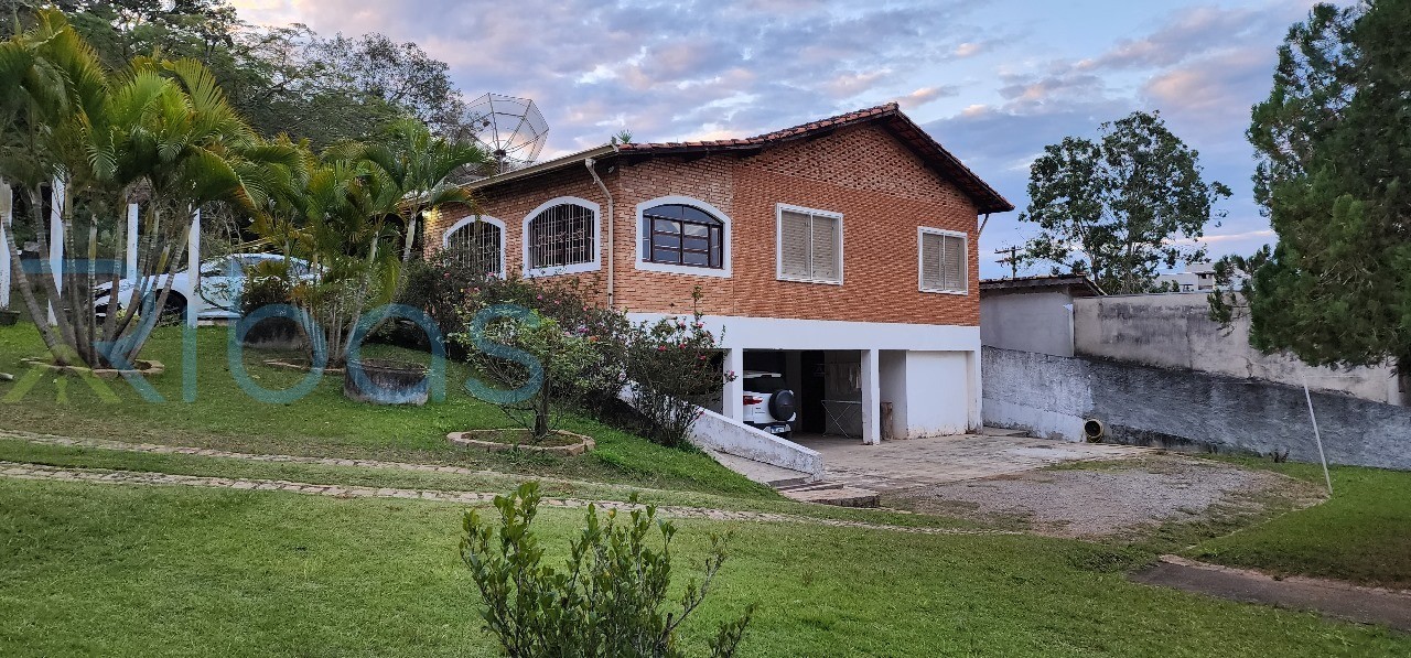 CASA em JARINU (Parque das Videiras)