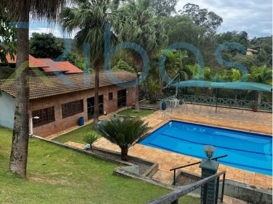 CASA em ATIBAIA (Recanto dos Palmares)