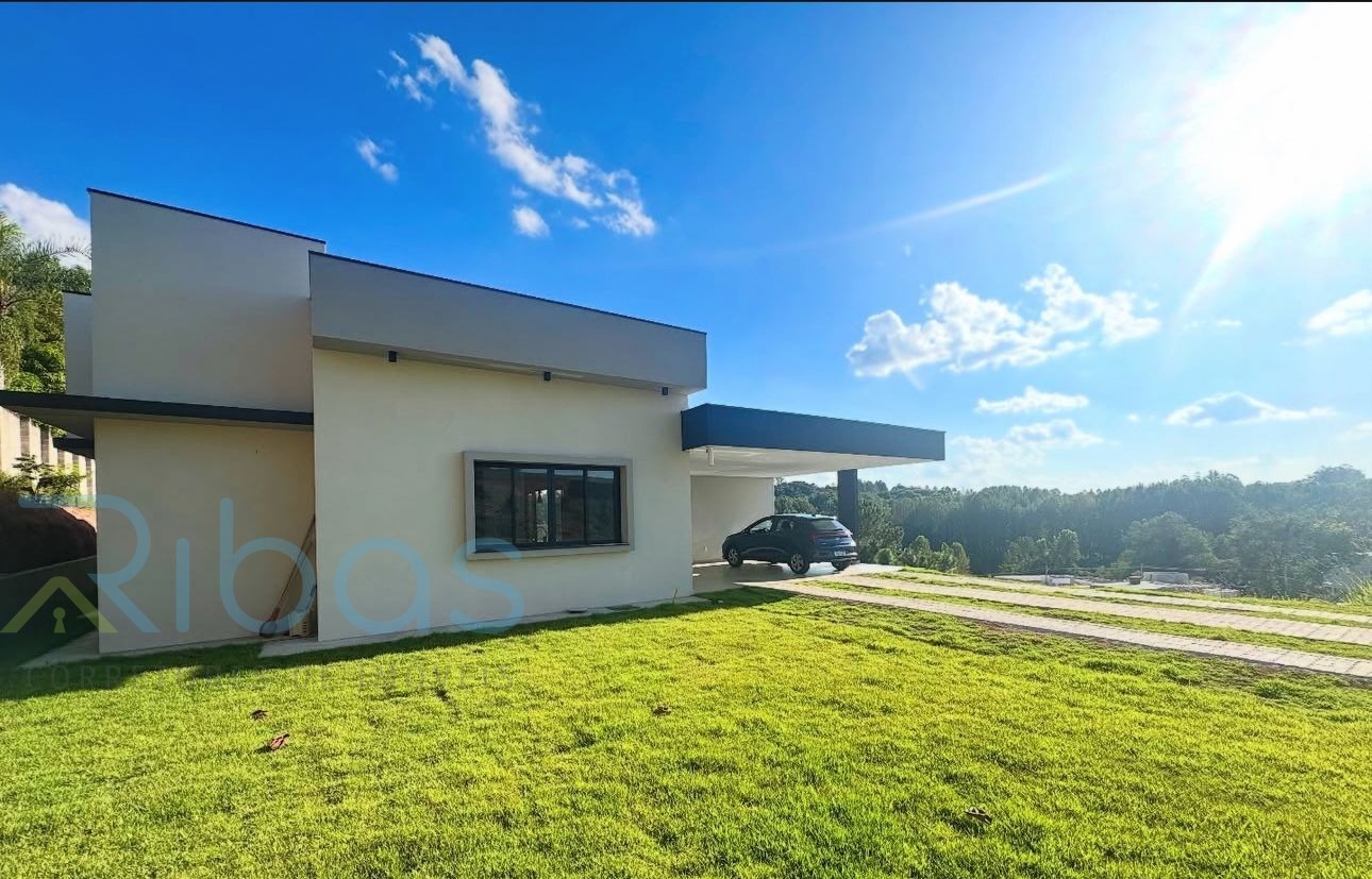 Casa á venda no condomínio Terra Caxambu