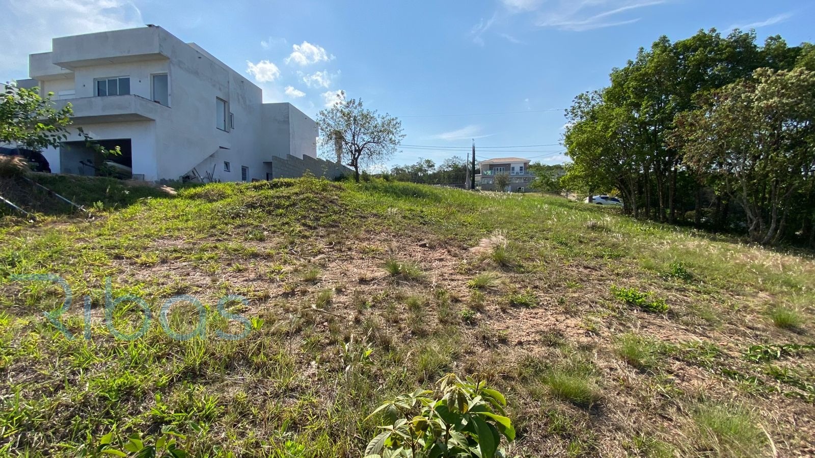 Terreno á venda no condomínio Lagos de Jarinu / SP