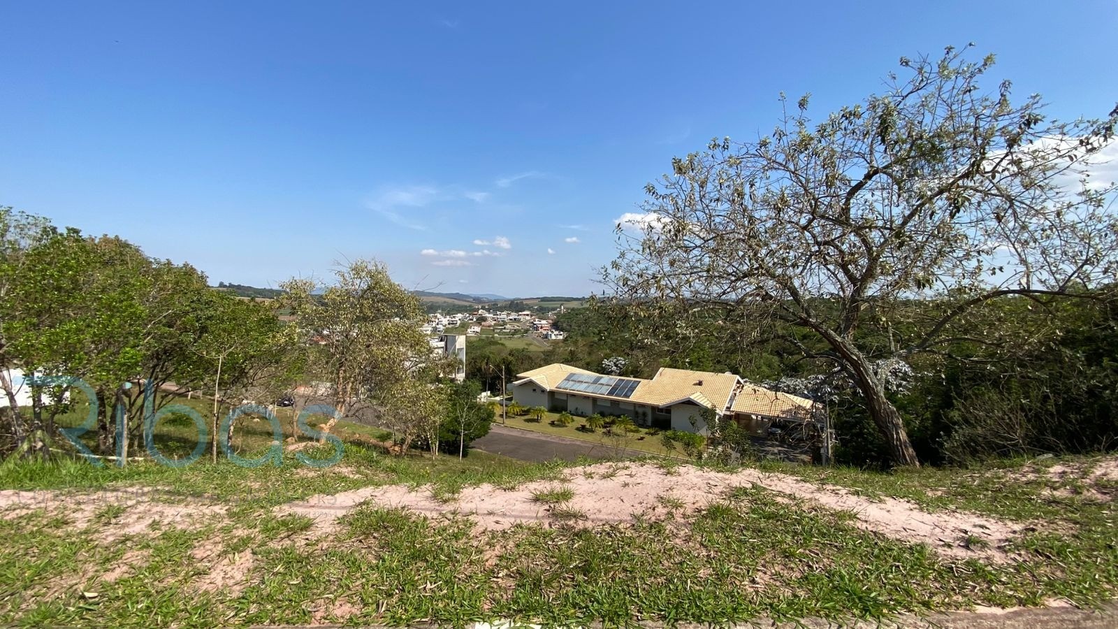 Terreno á venda no condomínio Lagos de Jarinu -SP