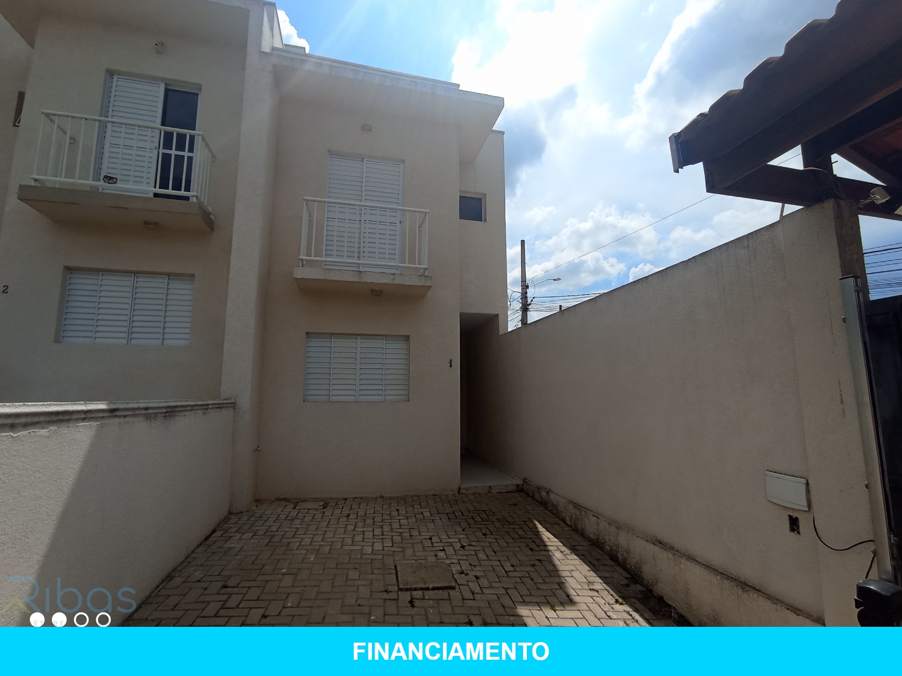 Imperdível oportunidade de casa à venda em Jarinu-SP, bairro Nova Trieste: 2 suítes, sala, banheiro, garagem e 63m²!
