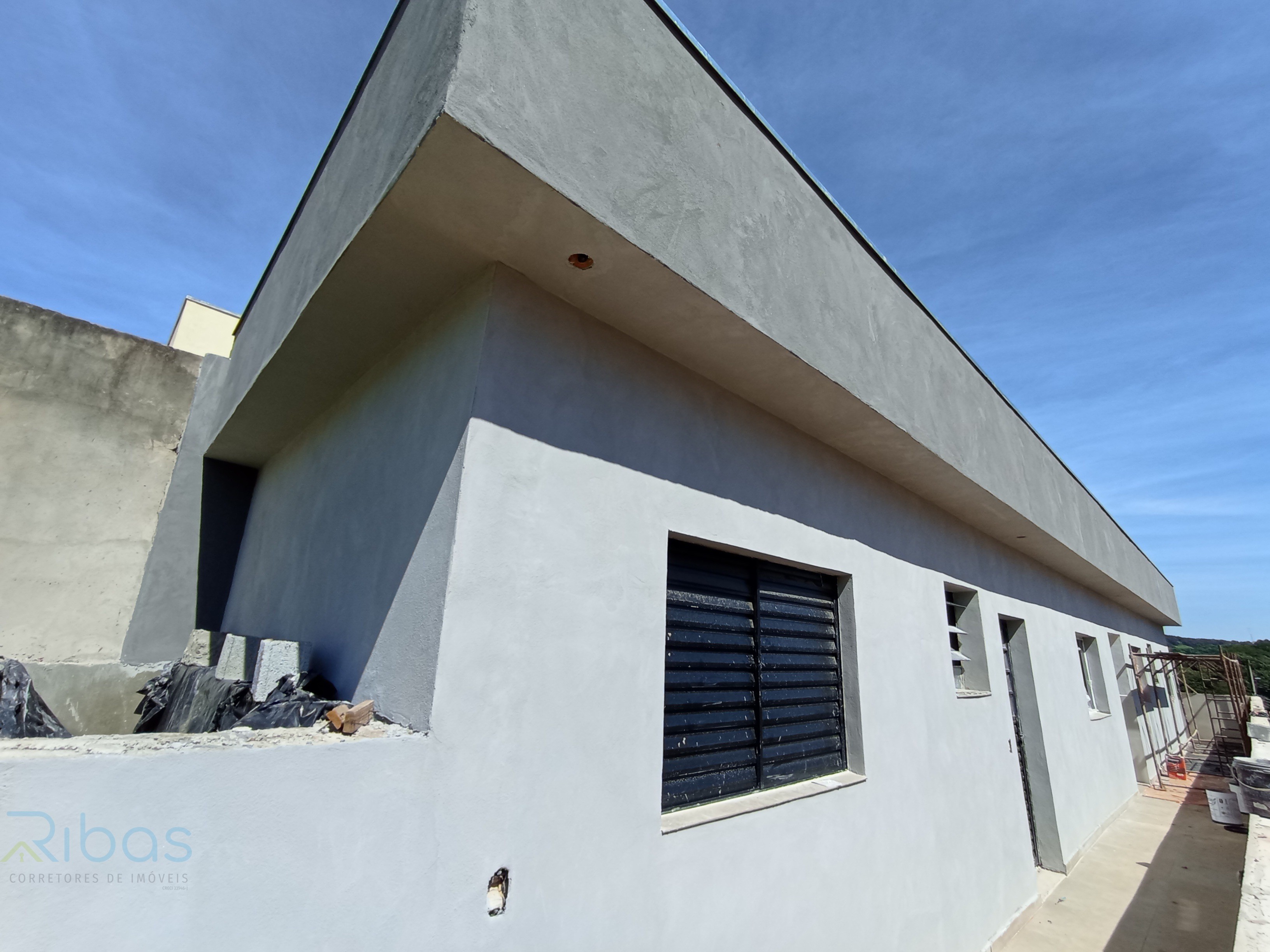 Casa à venda em Jarinu-SP, bairro Maracanã: 2 quartos, 1 suíte, 1 sala, 1 banheiro, 72m² de área!