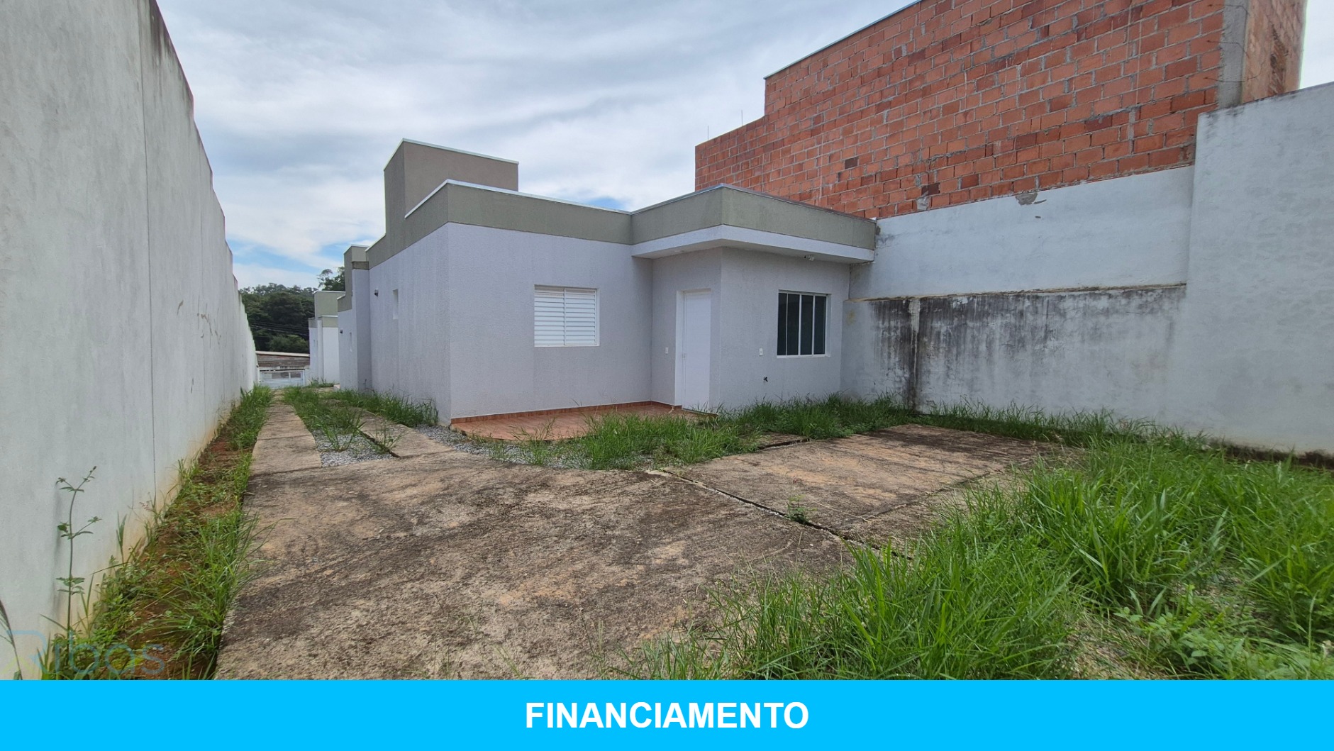 Casa em condomínio com 2 dormitórios e quintal à venda no Trieste - Jarinu/SP