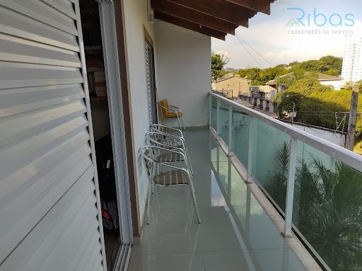 Casa Espaçosa no Giardino DItália com 3 Dormitórios e Vagas para 6 Veículos