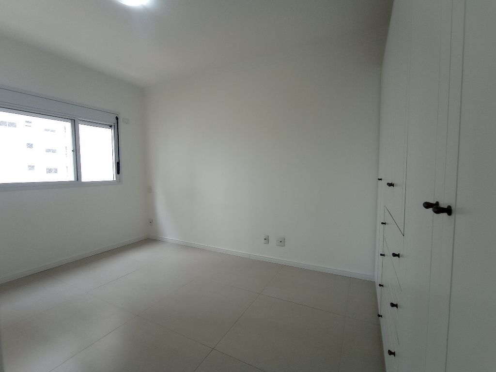 Apartamento a venda: Osasco, 2 quartos, 2 banheiros, varanda gourmet, ar, 1 vaga, piscina