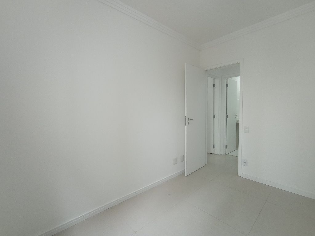 Apartamento a venda: Osasco, 2 quartos, 2 banheiros, varanda gourmet, ar, 1 vaga, piscina