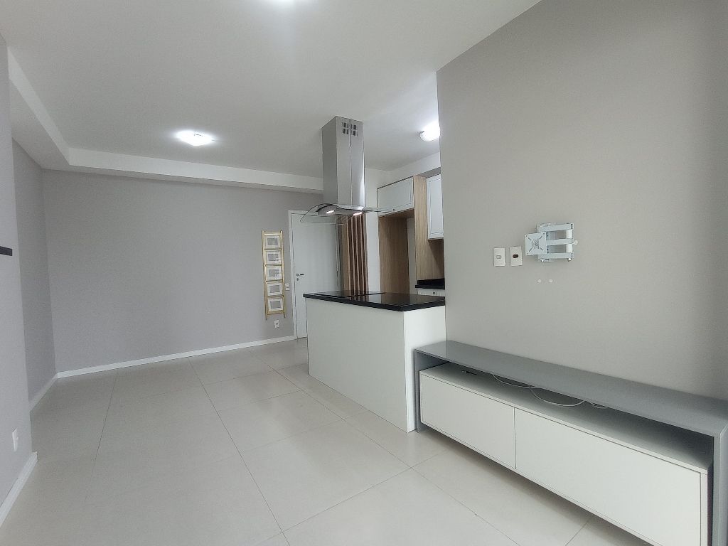 Apartamento a venda: Osasco, 2 quartos, 2 banheiros, varanda gourmet, ar, 1 vaga, piscina