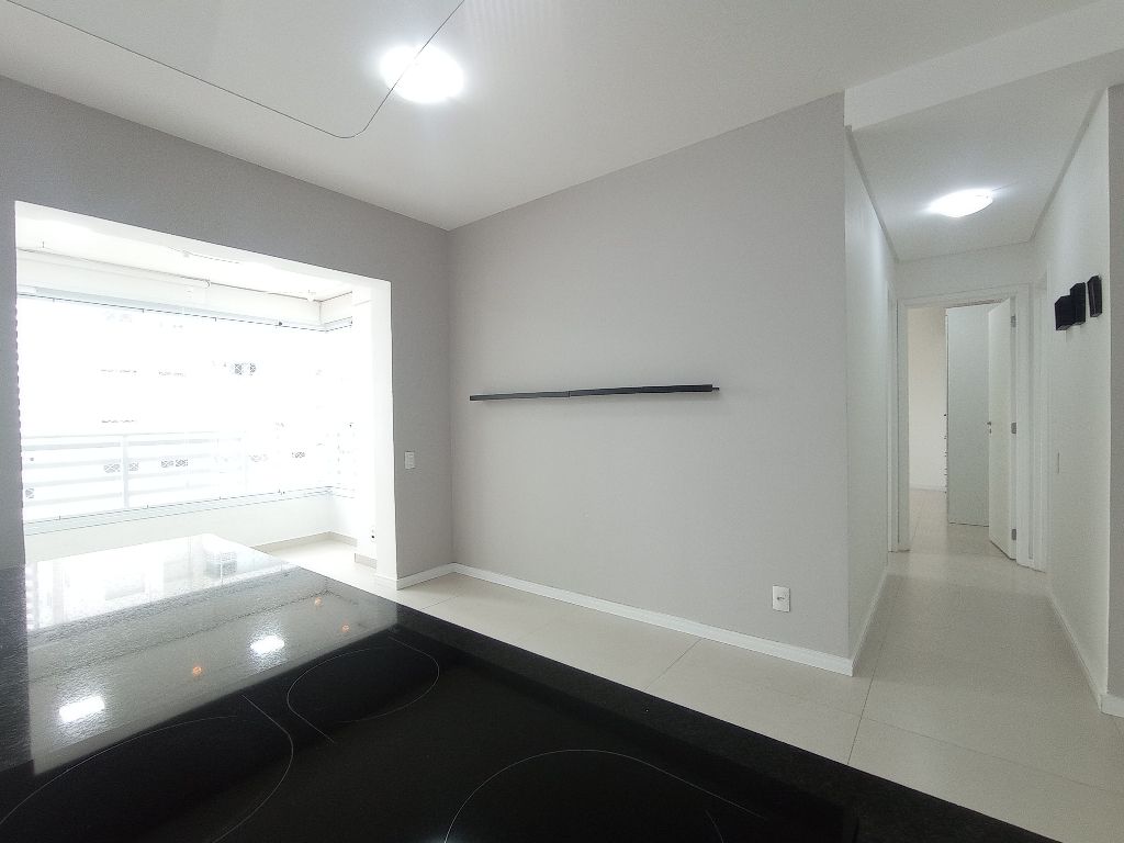 Apartamento a venda: Osasco, 2 quartos, 2 banheiros, varanda gourmet, ar, 1 vaga, piscina