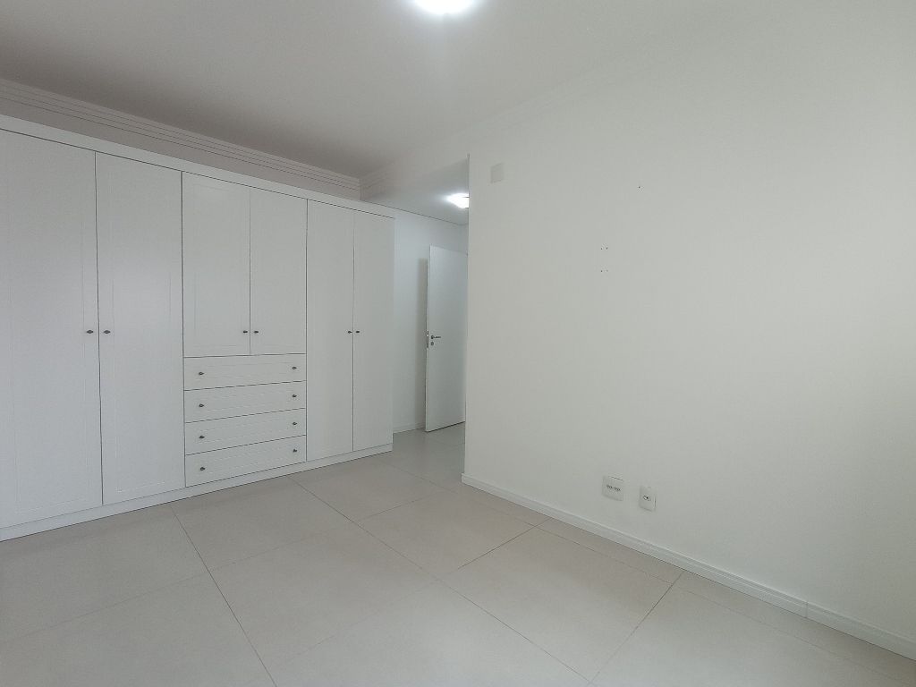 Apartamento a venda: Osasco, 2 quartos, 2 banheiros, varanda gourmet, ar, 1 vaga, piscina