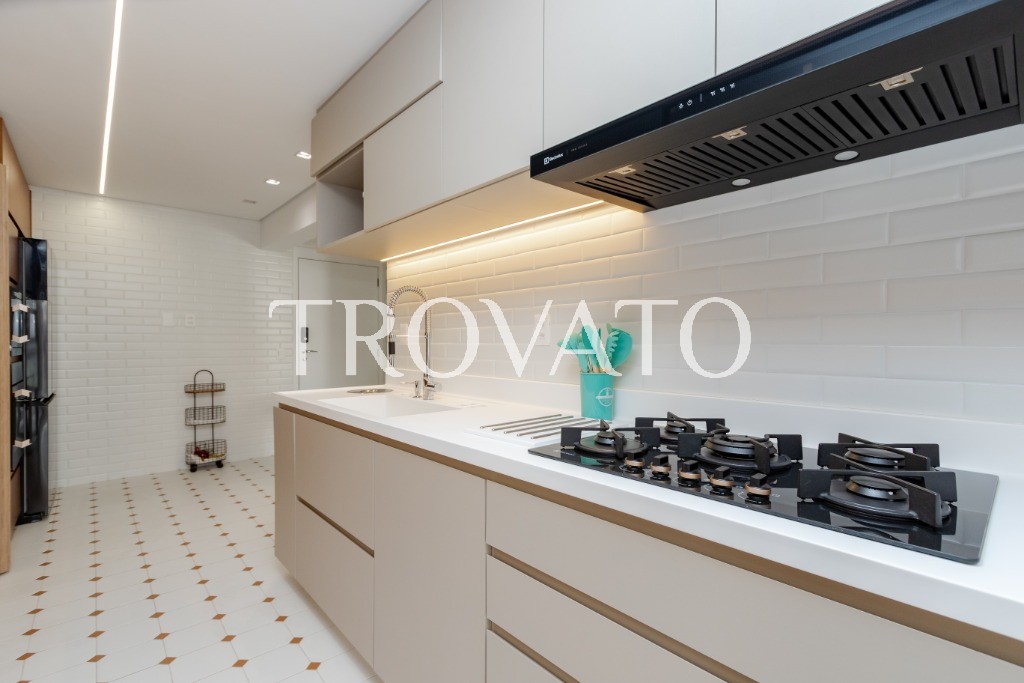 Apartamento à venda 3 suítes, living integrado, varanda gourmet, 2 vagas, 163m2 - Perdizes