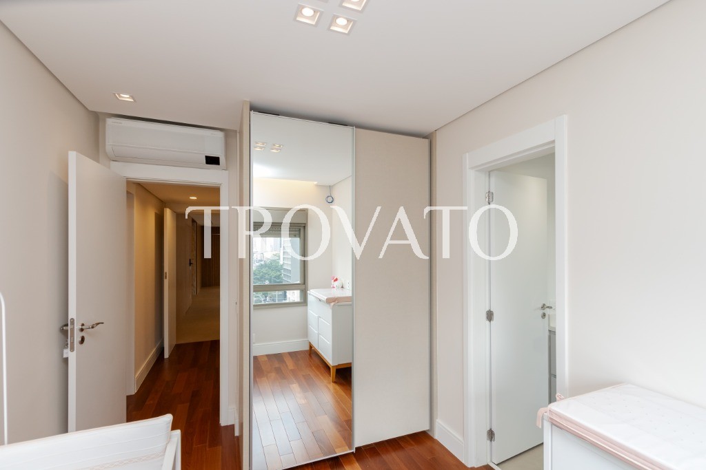 Apartamento à venda 3 suítes, living integrado, varanda gourmet, 2 vagas, 163m2 - Perdizes