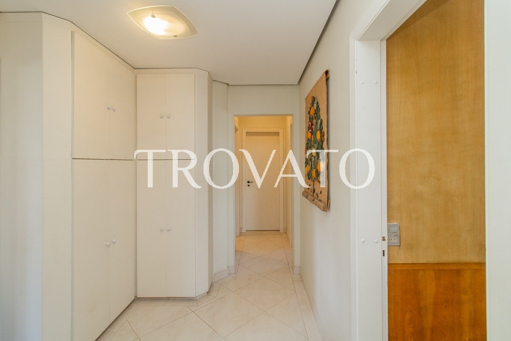 Apartamento à venda , Vila Mariana, 4 quartos, 2 suites, 2 vagas, depósito, 176m2, piscina, academia, ao lado do parque Ibirapuera