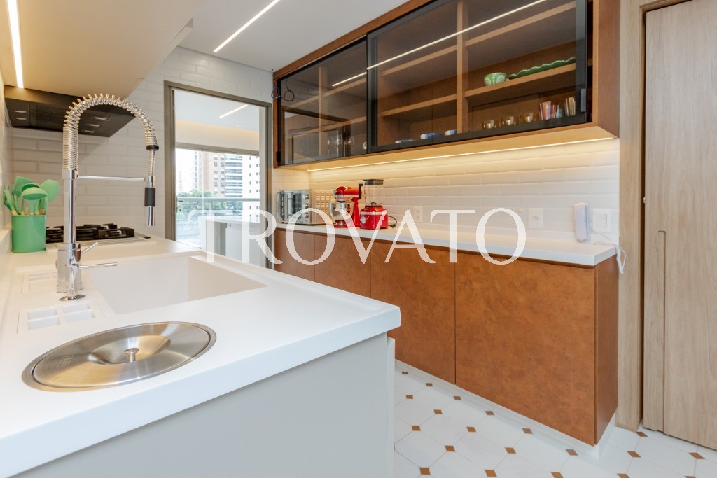 Apartamento à venda 3 suítes, living integrado, varanda gourmet, 2 vagas, 163m2 - Perdizes