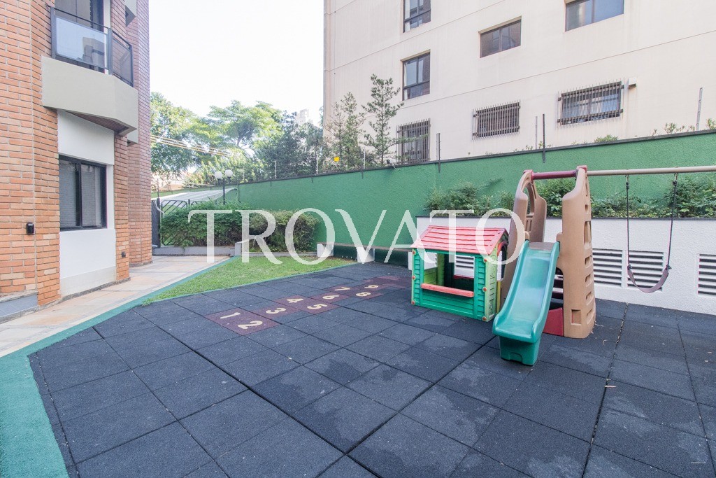 Apartamento à venda , Vila Mariana, 4 quartos, 2 suites, 2 vagas, depósito, 176m2, piscina, academia, ao lado do parque Ibirapuera