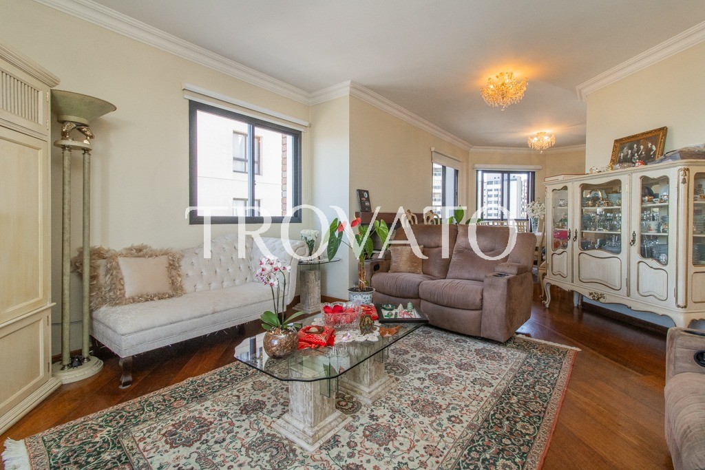 Apartamento à venda , Vila Mariana, 4 quartos, 2 suites, 2 vagas, depósito, 176m2, piscina, academia, ao lado do parque Ibirapuera