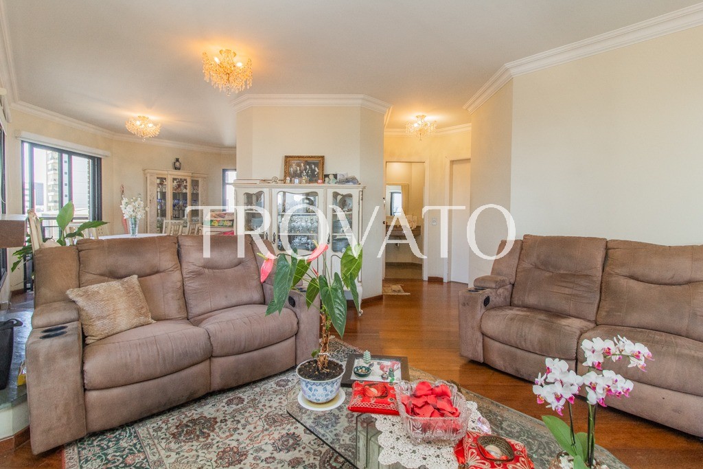 Apartamento à venda , Vila Mariana, 4 quartos, 2 suites, 2 vagas, depósito, 176m2, piscina, academia, ao lado do parque Ibirapuera
