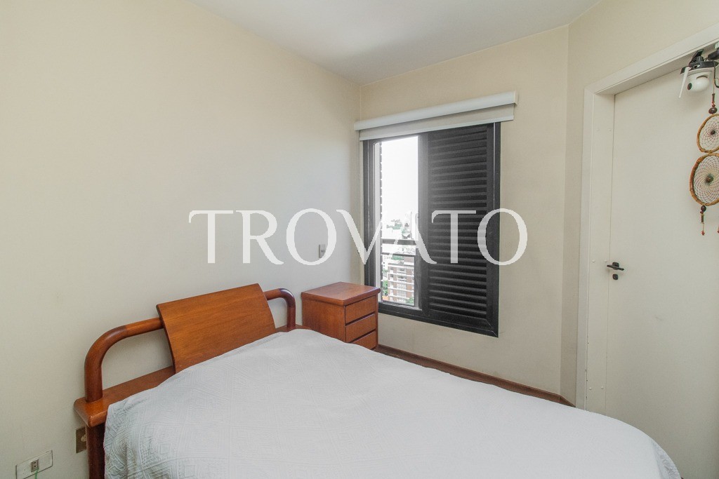 Apartamento à venda , Vila Mariana, 4 quartos, 2 suites, 2 vagas, depósito, 176m2, piscina, academia, ao lado do parque Ibirapuera