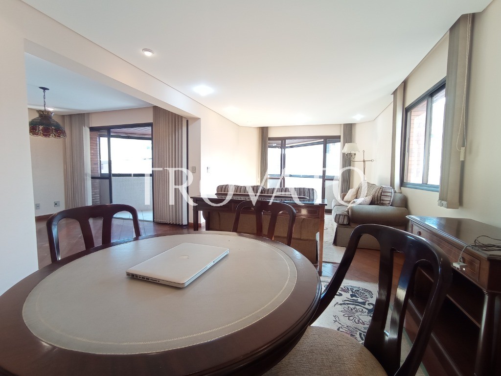 Apartamento à venda, 190m2, Perdizes, 4 quartos sendo 3 suítes, 2 varandas, hidro, 3 vagas