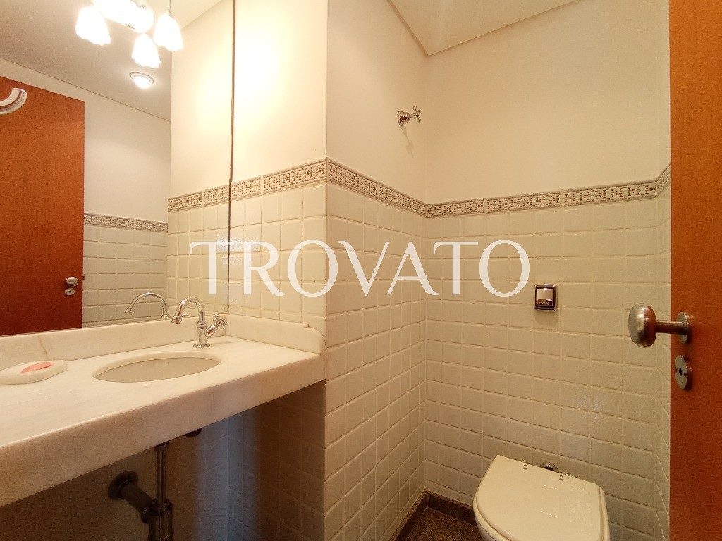Apartamento à venda, 190m2, Perdizes, 4 quartos sendo 3 suítes, 2 varandas, hidro, 3 vagas