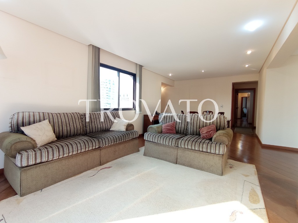 Apartamento à venda, 190m2, Perdizes, 4 quartos sendo 3 suítes, 2 varandas, hidro, 3 vagas