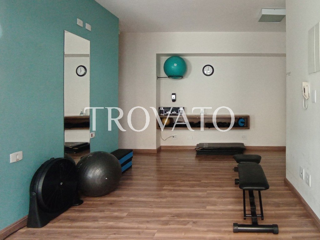 Apartamento à venda, 190m2, Perdizes, 4 quartos sendo 3 suítes, 2 varandas, hidro, 3 vagas