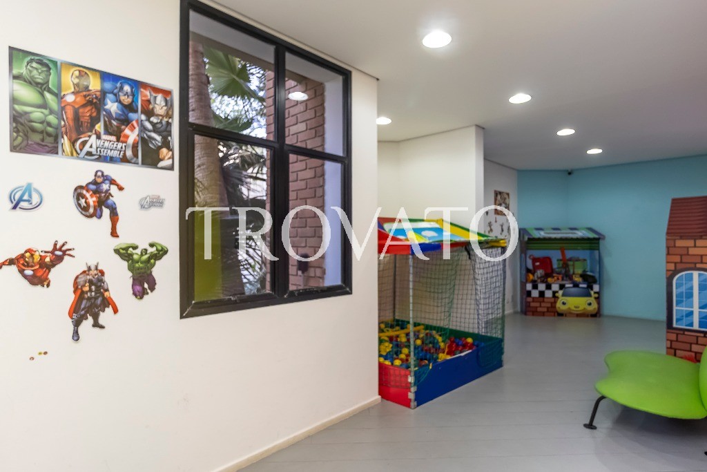Apartamento à venda , Vila Mariana, 4 quartos, 2 suites, 2 vagas, depósito, 176m2, piscina, academia, squash, ao lado do parque Ibirapuera