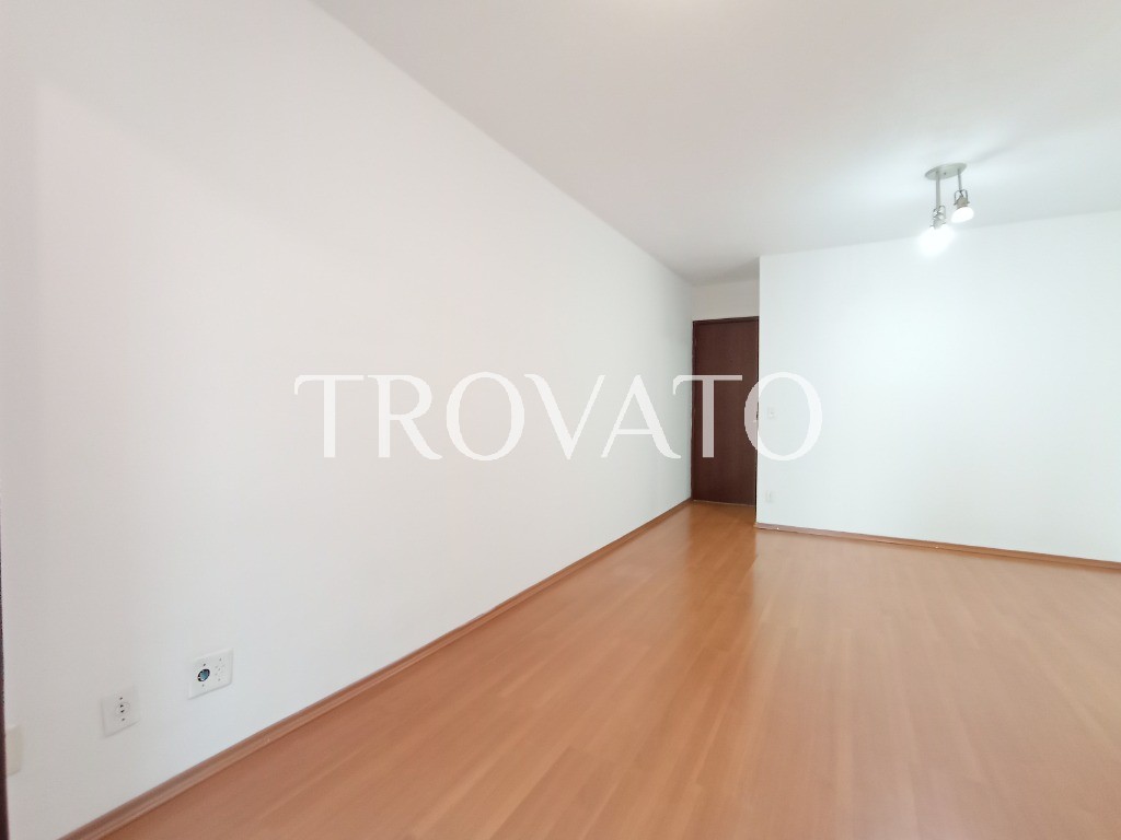 Apartamento reformado, à venda na Vila Gomes Cardim, Tatuapé, 2 Dormitórios com 1 Suíte, Sacada, 2 vagas, com piscina, ao lado Colégio Mendel.