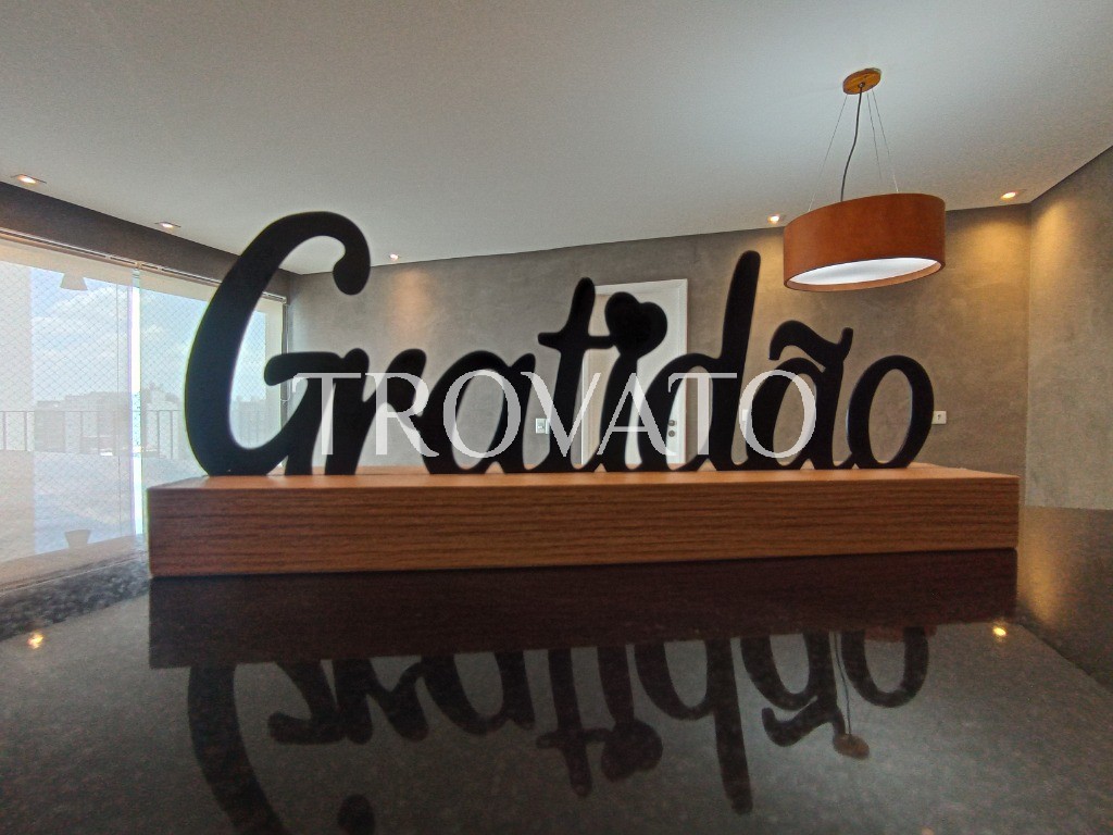 Apartamento a venda 3 quartos, 1 suite, 3 banheiros, 3 vagas, ar quente e frio, 96m2, lazer club na Vila Mariana.