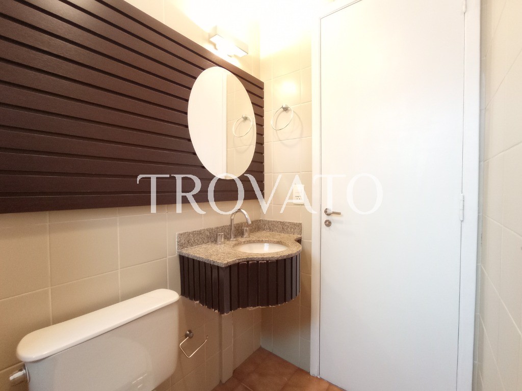Apartamento reformado, à venda na Vila Gomes Cardim, Tatuapé, 2 Dormitórios com 1 Suíte, Sacada, 2 vagas, com piscina, ao lado Colégio Mendel.