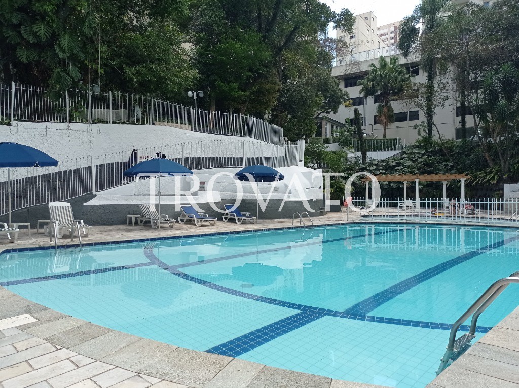 Apartamento a venda 3 quartos, 1 suite, 3 banheiros, 3 vagas, ar quente e frio, 96m2, lazer club na Vila Mariana.