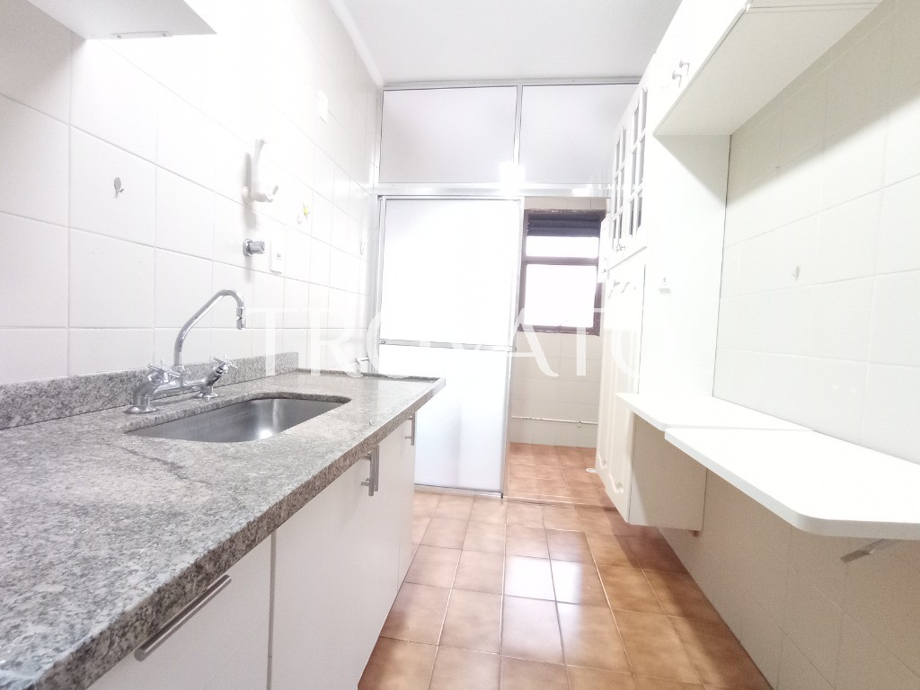Apartamento reformado, à venda na Vila Gomes Cardim, Tatuapé, 2 Dormitórios com 1 Suíte, Sacada, 2 vagas, com piscina, ao lado Colégio Mendel.