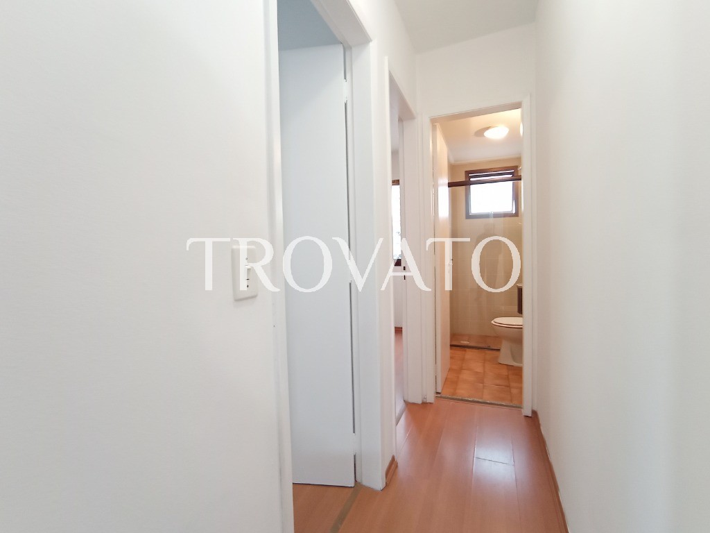 Apartamento reformado, à venda na Vila Gomes Cardim, Tatuapé, 2 Dormitórios com 1 Suíte, Sacada, 2 vagas, com piscina, ao lado Colégio Mendel.
