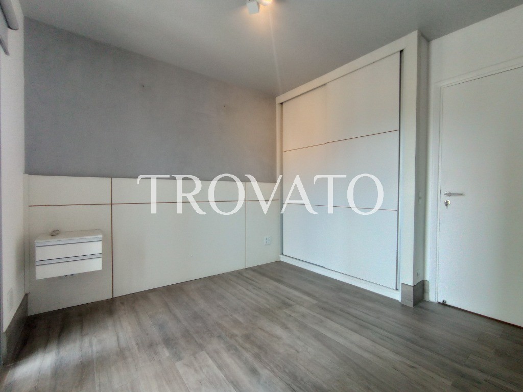 Apartamento a venda 3 quartos, 1 suite, 3 banheiros, 3 vagas, ar quente e frio, 96m2, lazer club na Vila Mariana.