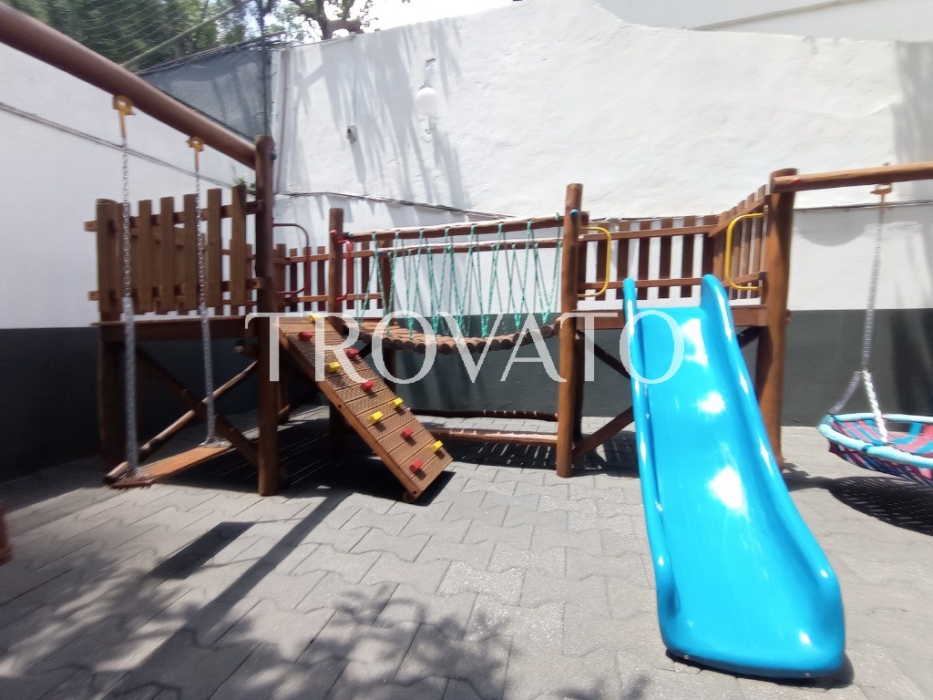 Apartamento a venda 3 quartos, 1 suite, 3 banheiros, 3 vagas, ar quente e frio, 96m2, lazer club na Vila Mariana.