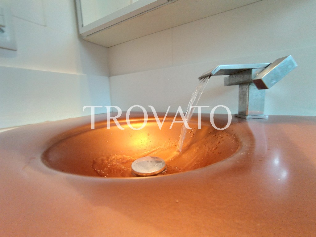Apartamento a venda 3 quartos, 1 suite, 3 banheiros, 3 vagas, ar quente e frio, 96m2, lazer club na Vila Mariana.