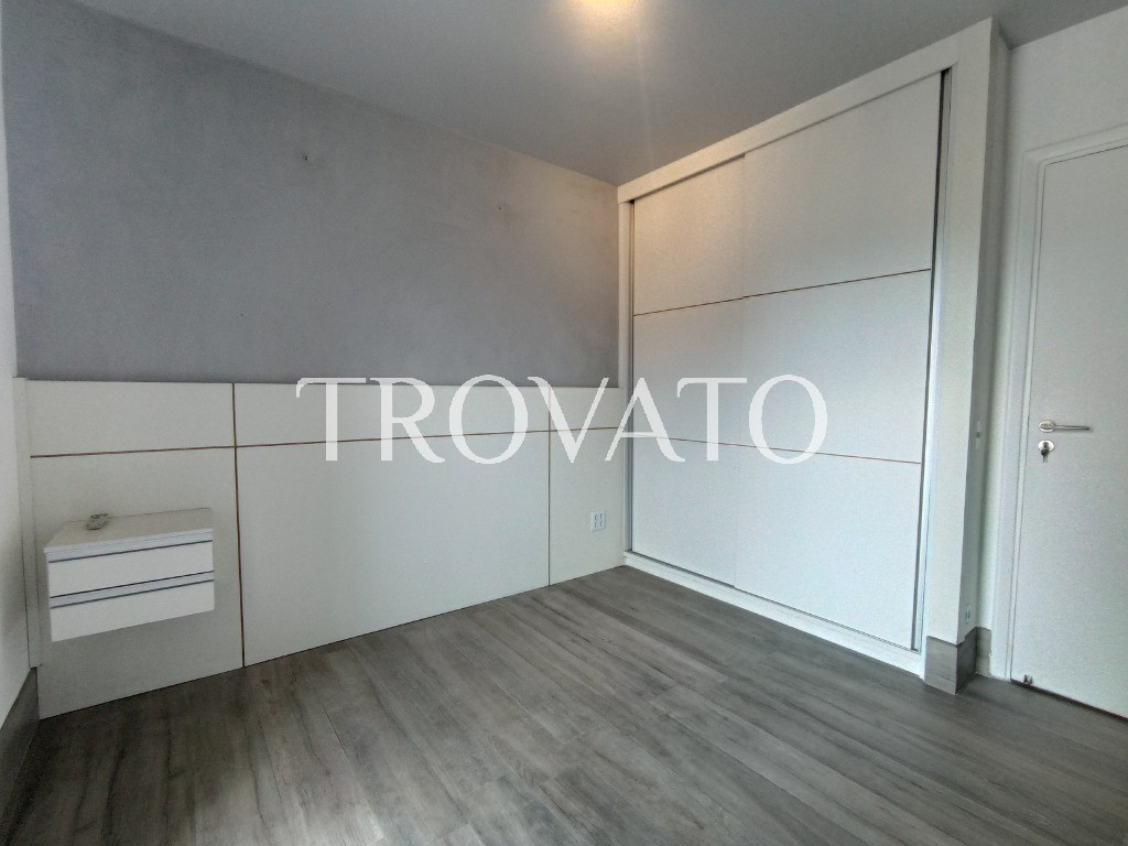 Apartamento a venda 3 quartos, 1 suite, 3 banheiros, 3 vagas, ar quente e frio, 96m2, lazer club na Vila Mariana.