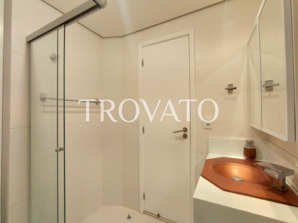 Apartamento a venda 3 quartos, 1 suite, 3 banheiros, 3 vagas, ar quente e frio, 96m2, lazer club na Vila Mariana.
