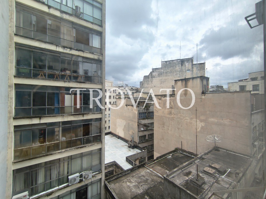 Sala comercial à venda, República, Centro: 1 sala, 1 banheiro, 40m² de área
