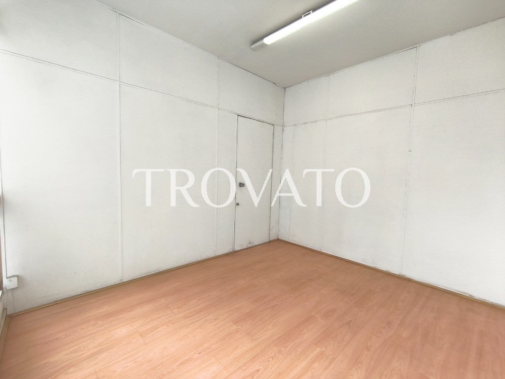 Sala comercial à venda, República, Centro: 1 sala, 1 banheiro, 40m² de área