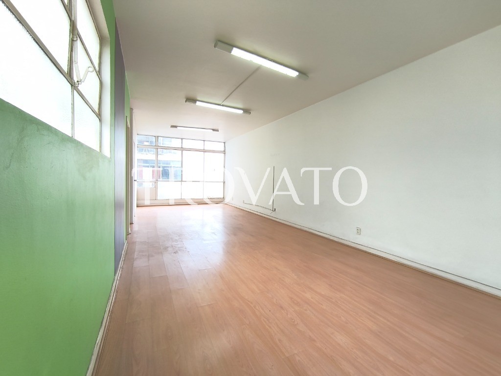 Sala comercial à venda, República, Centro: 1 sala, 1 banheiro, 40m² de área