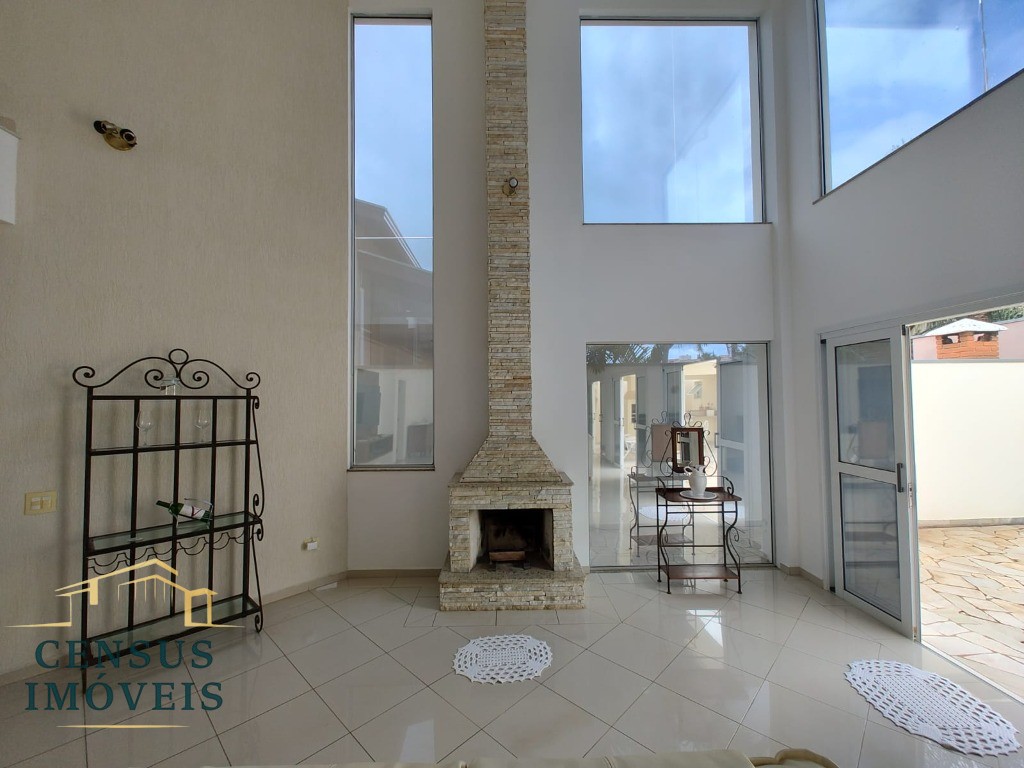 Casa, 4 quartos, 309 m² - Foto 2