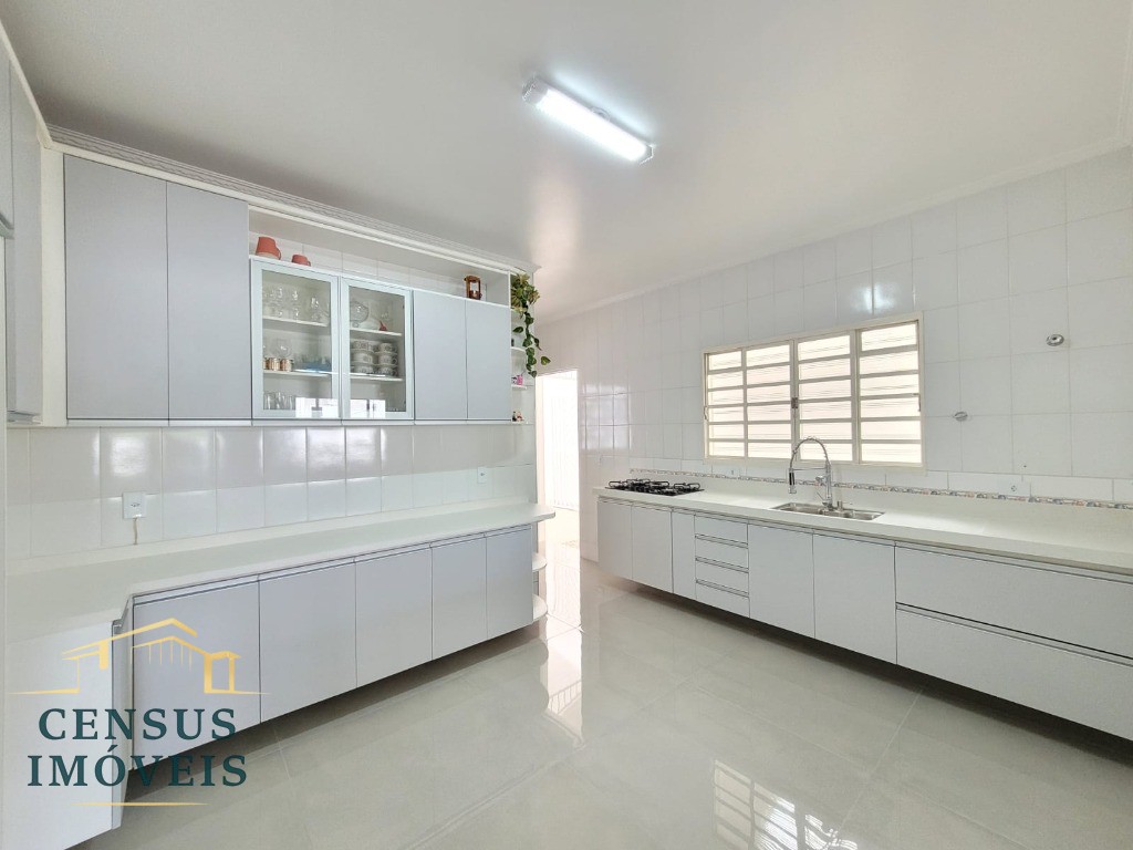 Casa, 3 quartos, 259 m² - Foto 10