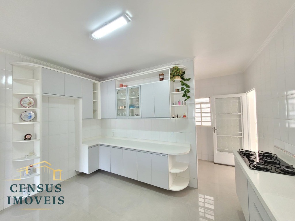 Casa, 3 quartos, 259 m² - Foto 8