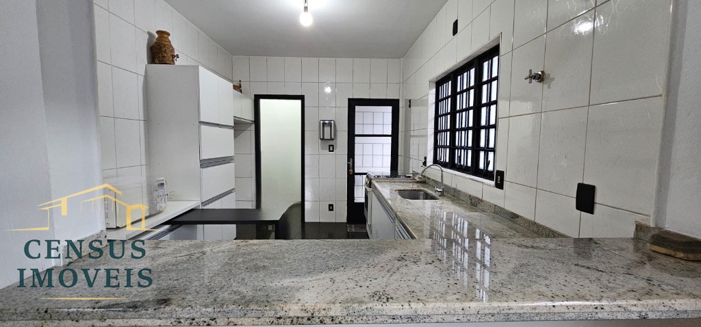 Casa, 3 quartos, 224 m² - Foto 30