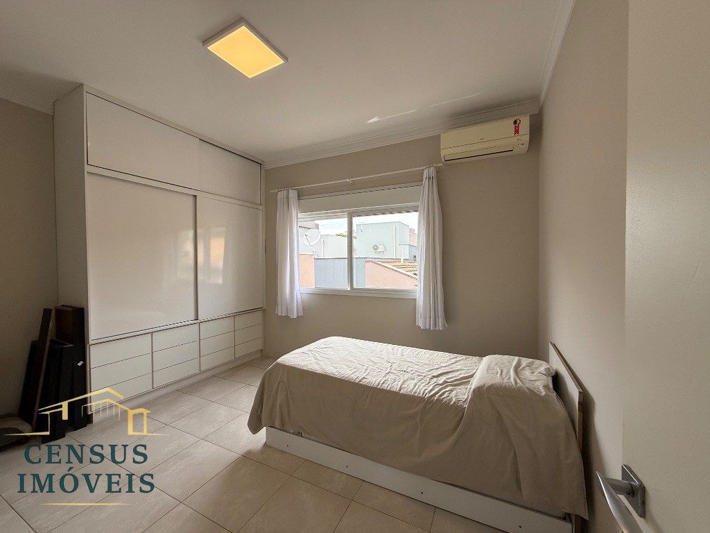 Casa, 3 quartos, 258 m² - Foto 29