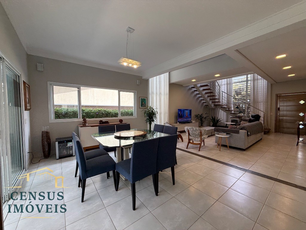 Casa, 3 quartos, 258 m² - Foto 4