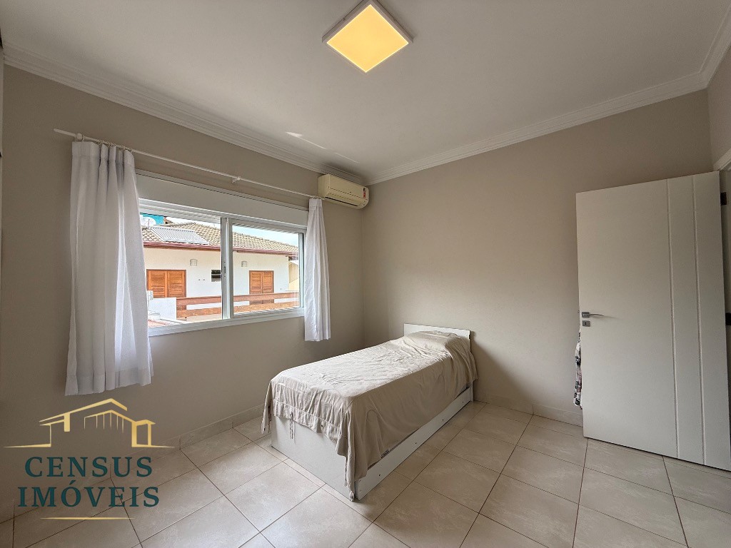 Casa, 3 quartos, 258 m² - Foto 30