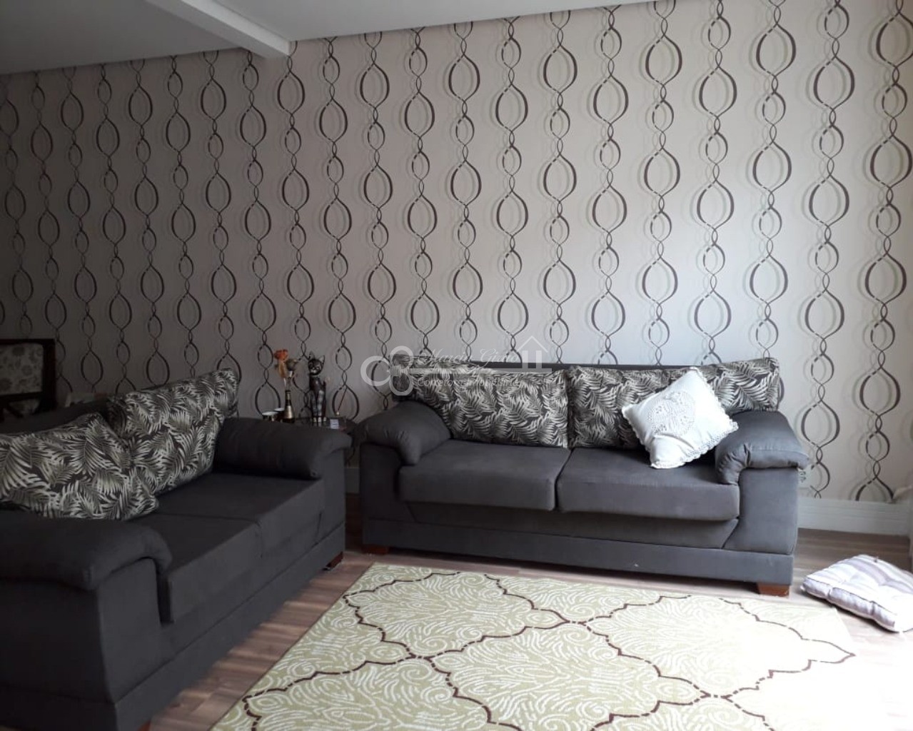 Sobrado à venda com 3 quartos, 240m² - Foto 2